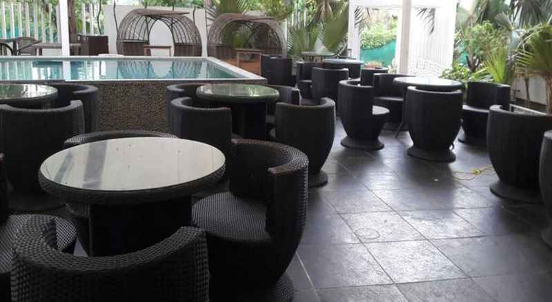 Hotel Sadanand Regency Pimpri-Chinchwad Kültér fotó
